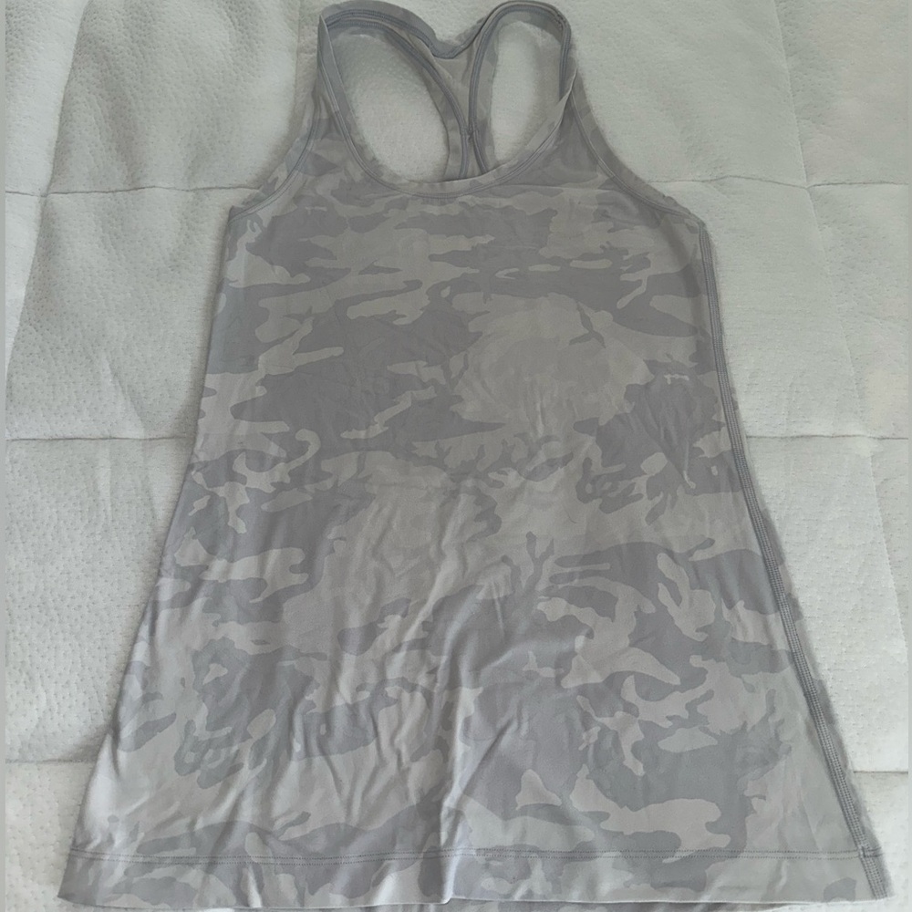 Lululemon cool racerback nulu tank size 8